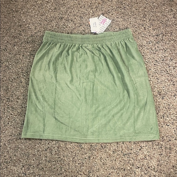 LuLaRoe Olive Button-Front Mini Skirt - Picture 5 of 6